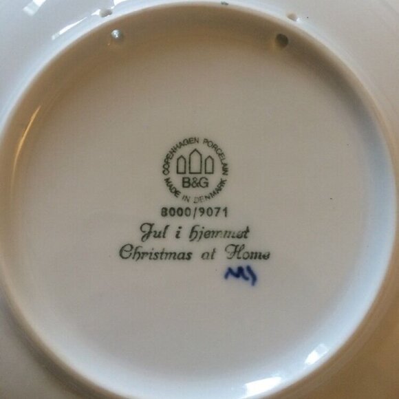 Bing Grondahl Blue Christmas at Home Plate Jule After 1971 Denmark 8000/9071 Vtg - Picture 3 of 7